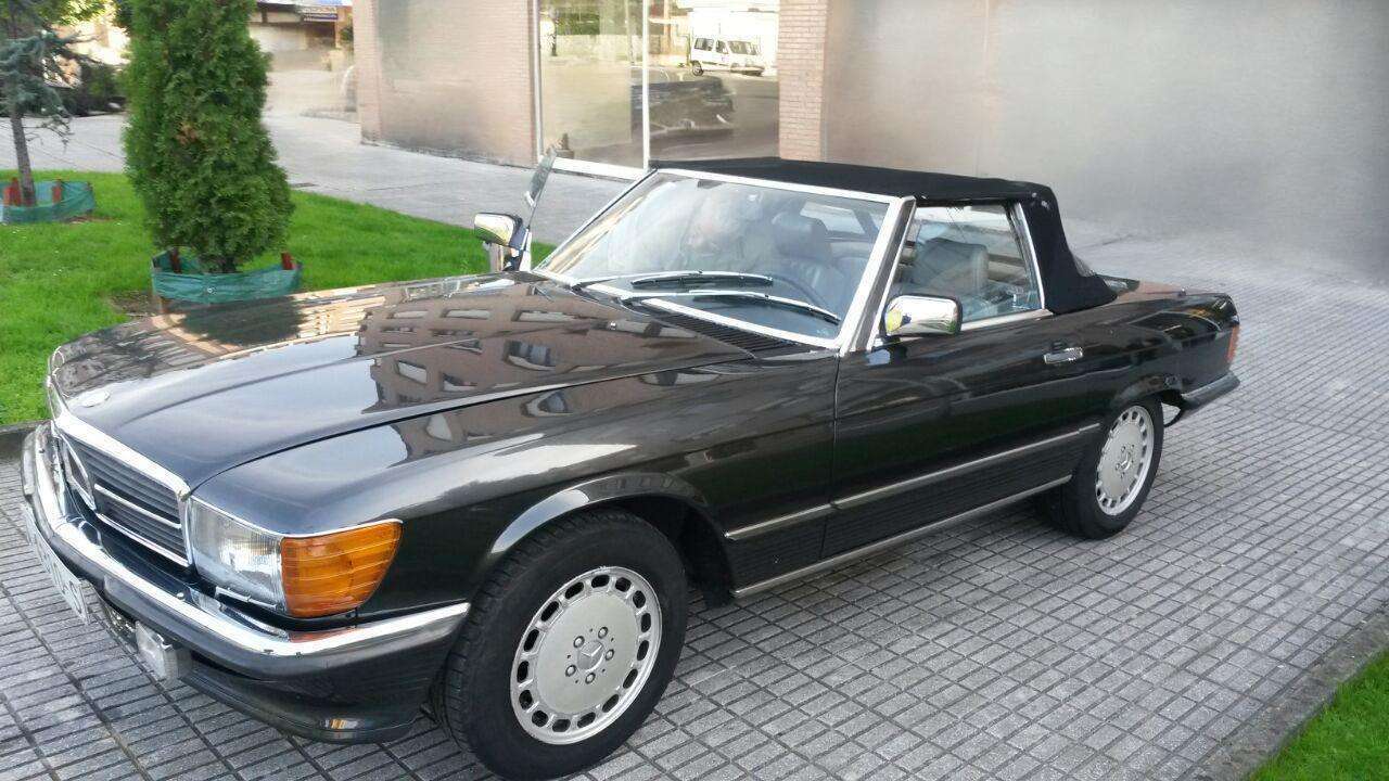 Mercedes-Benz 300