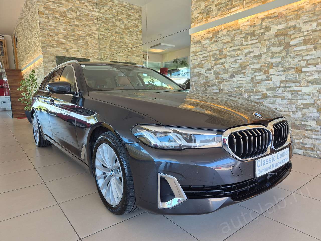 BMW 520