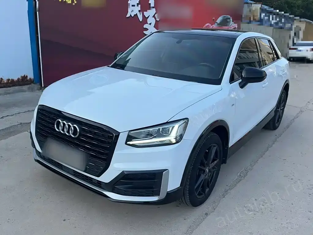 Audi Q2L
