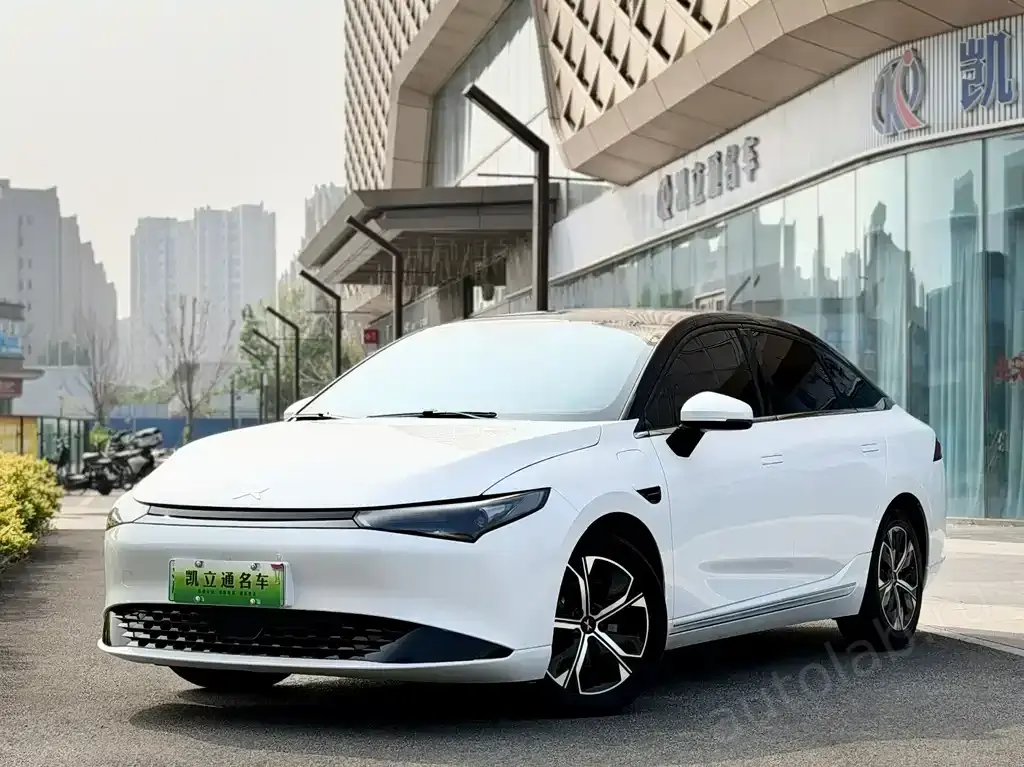 XPeng P5