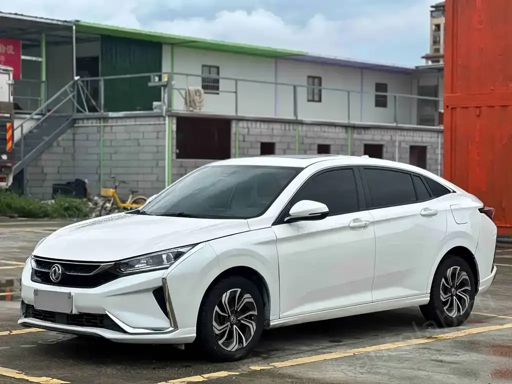 Dongfeng Yixuan