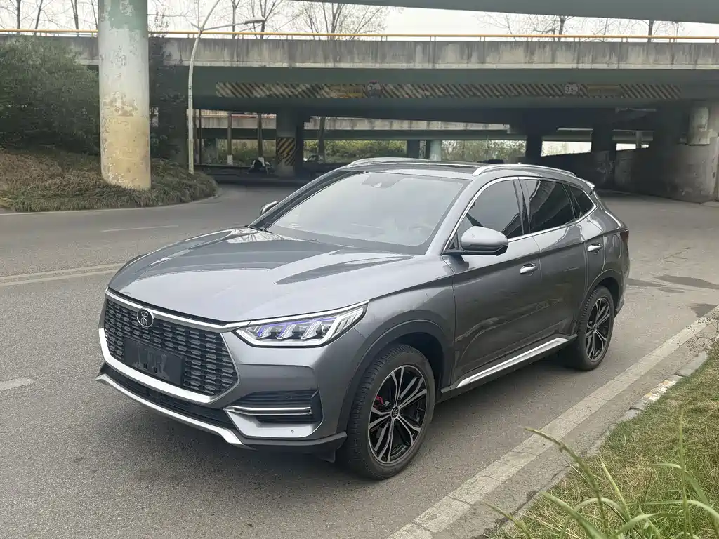 BYD PLUS