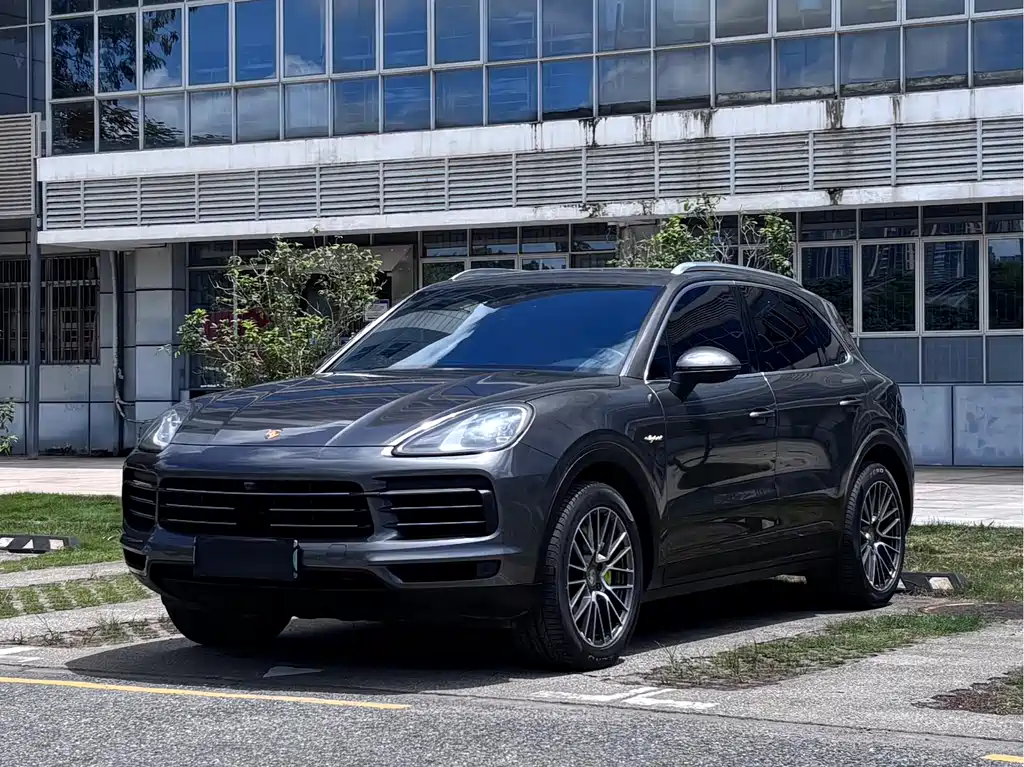 Porsche Cayenne Hybrid