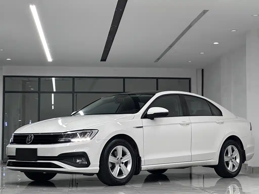 Volkswagen Lamando