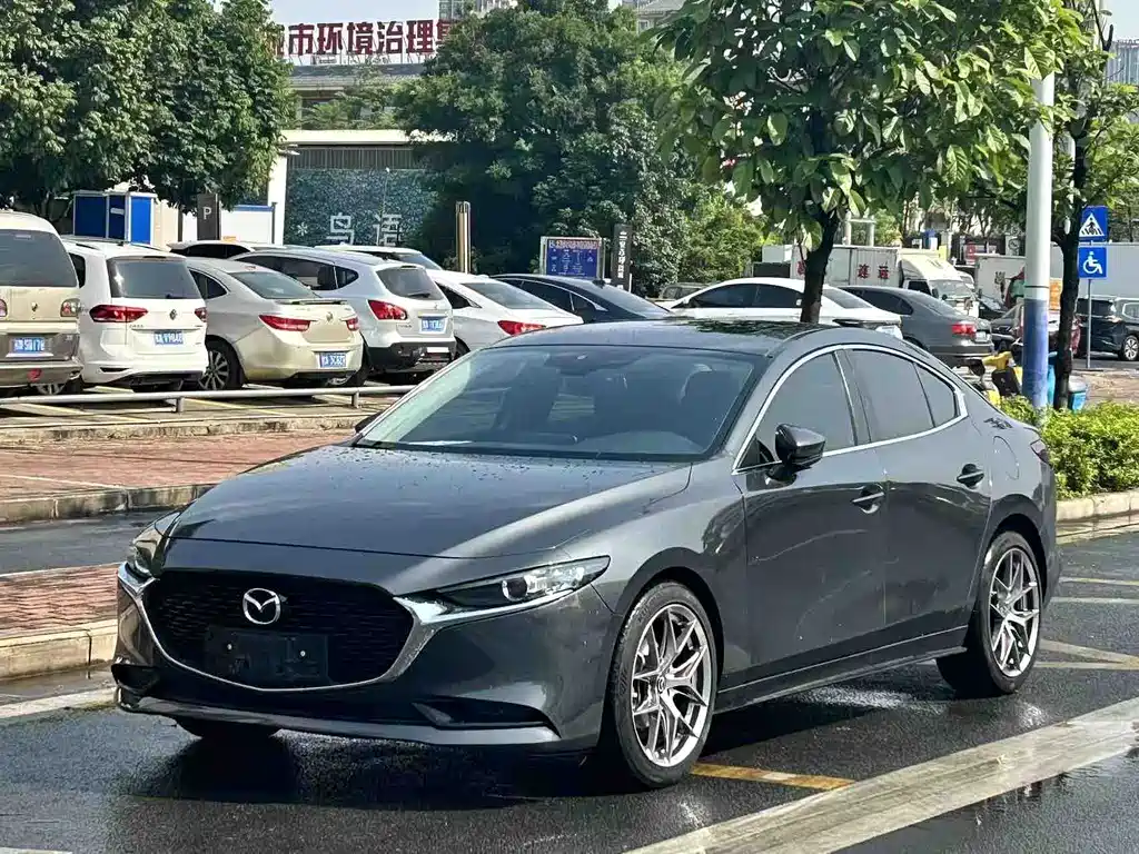 Mazda 3 Axela
