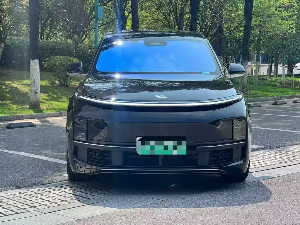 LiXiang Li L8