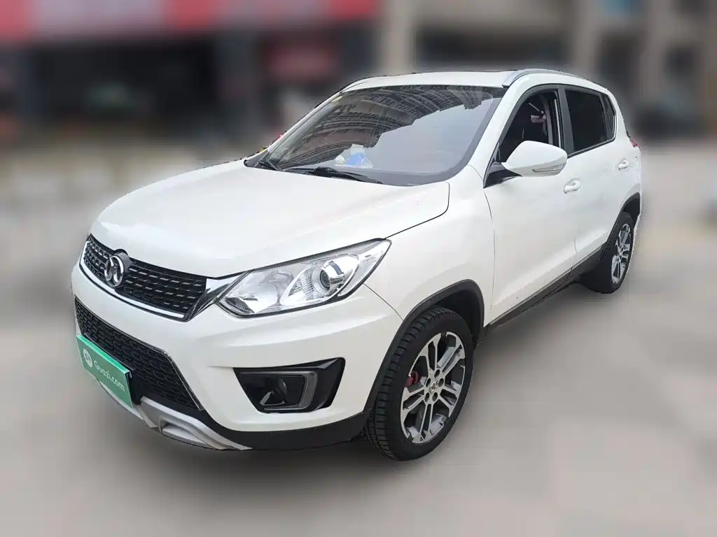 BAIC Senova X35