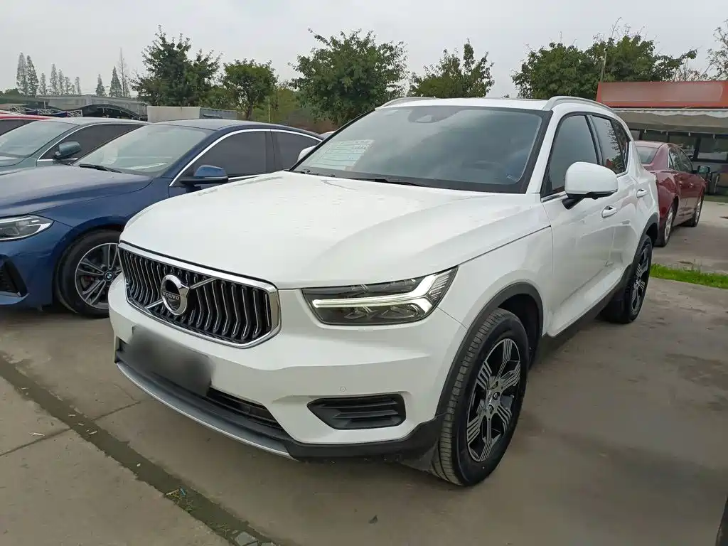 Volvo XC40
