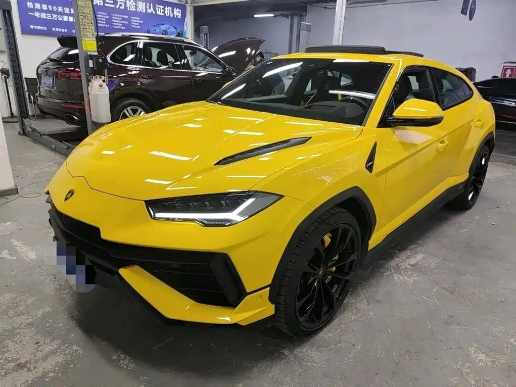 Lamborghini Urus