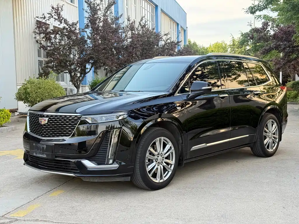 Cadillac XT6