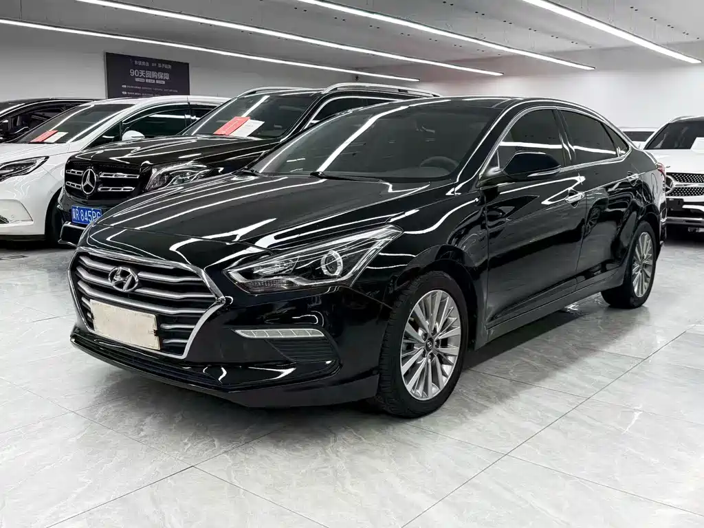 Hyundai Mistra