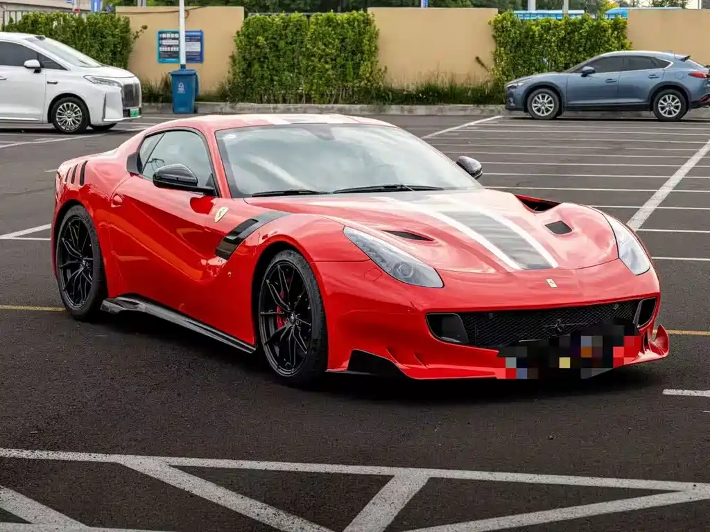 Ferrari F12