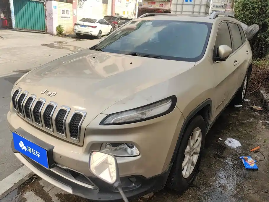 Jeep Cherokee