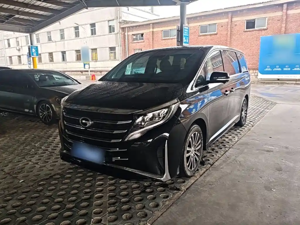 GAC Trumpchi M8