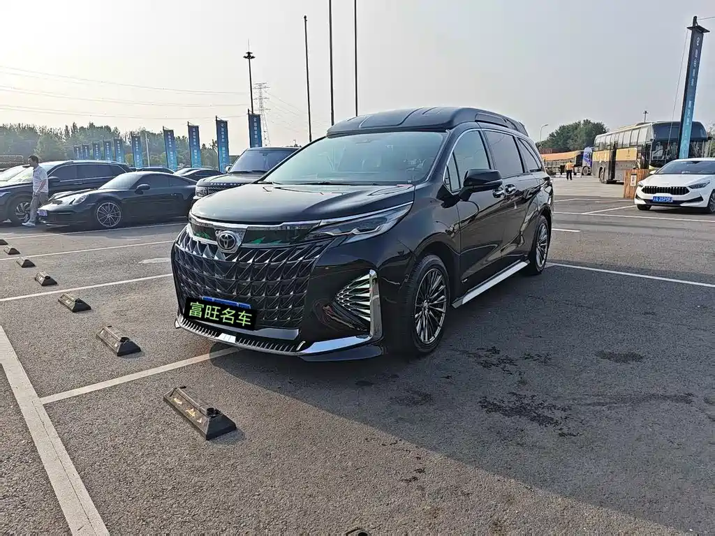 Toyota Granvia