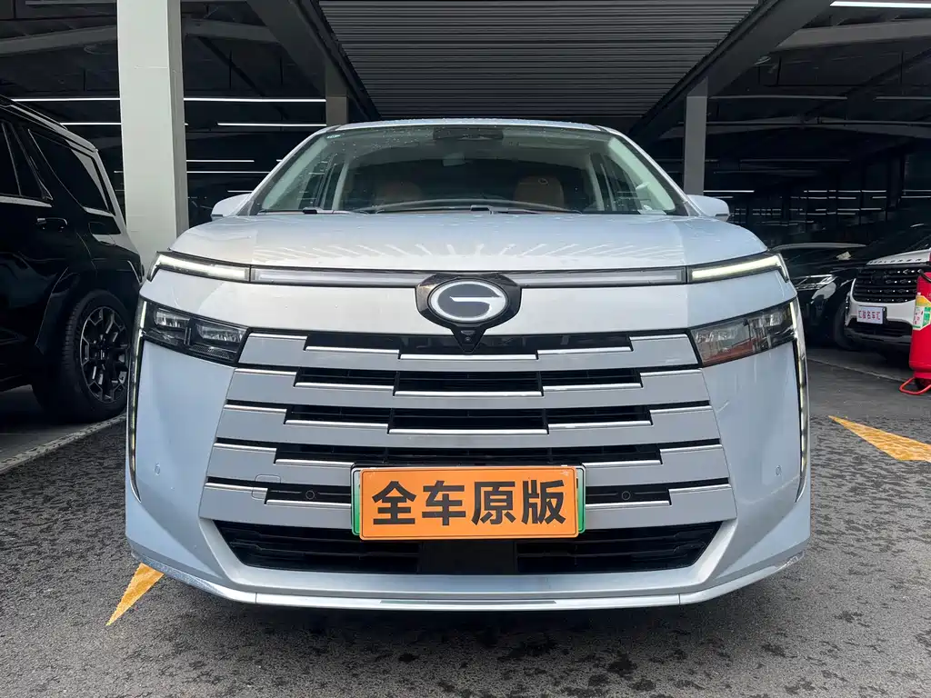 GAC Trumpchi E8