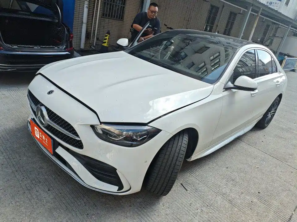 Mercedes-Benz C-Class