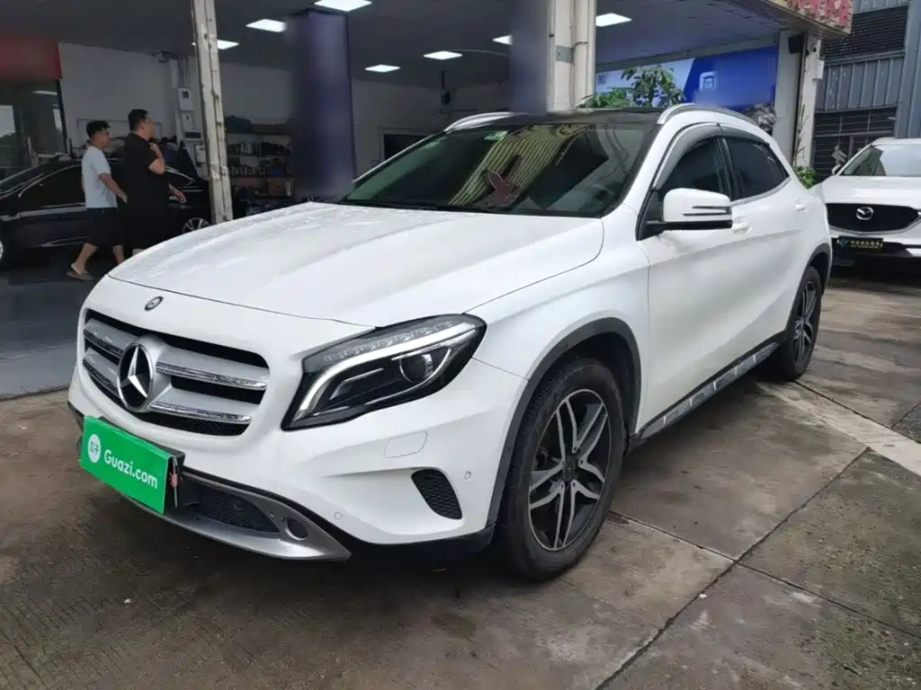 Mercedes-Benz GLA
