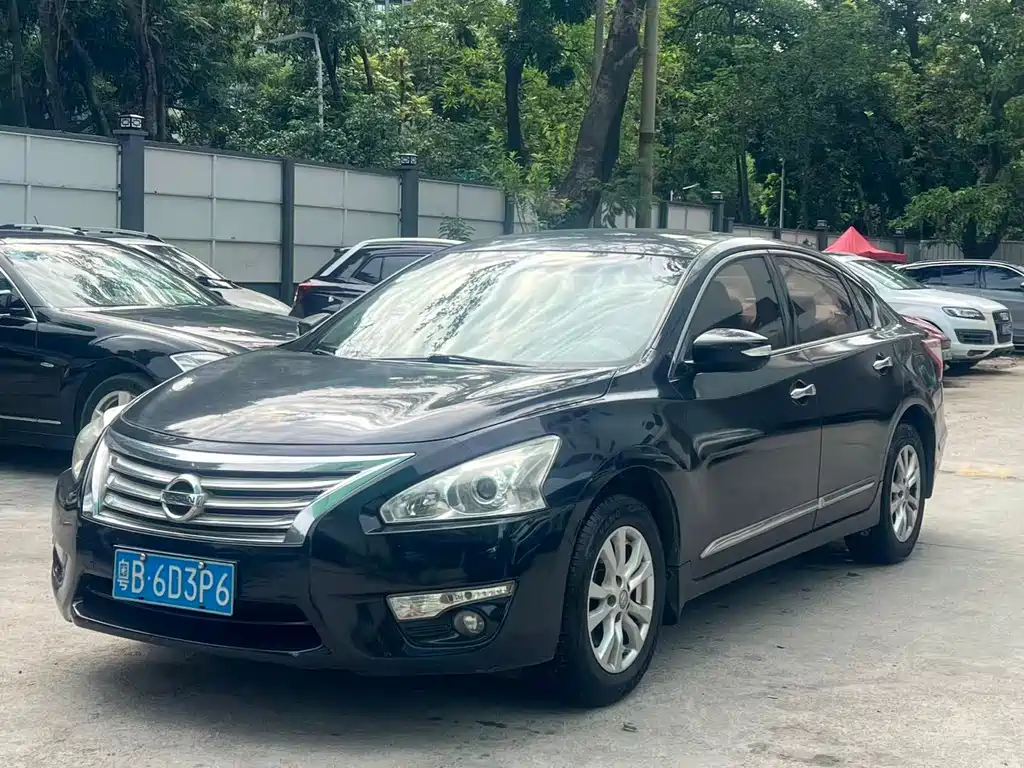 Nissan Teana
