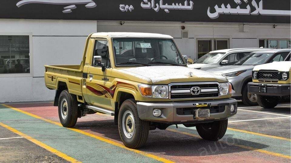 Toyota Land Cruiser Pickup