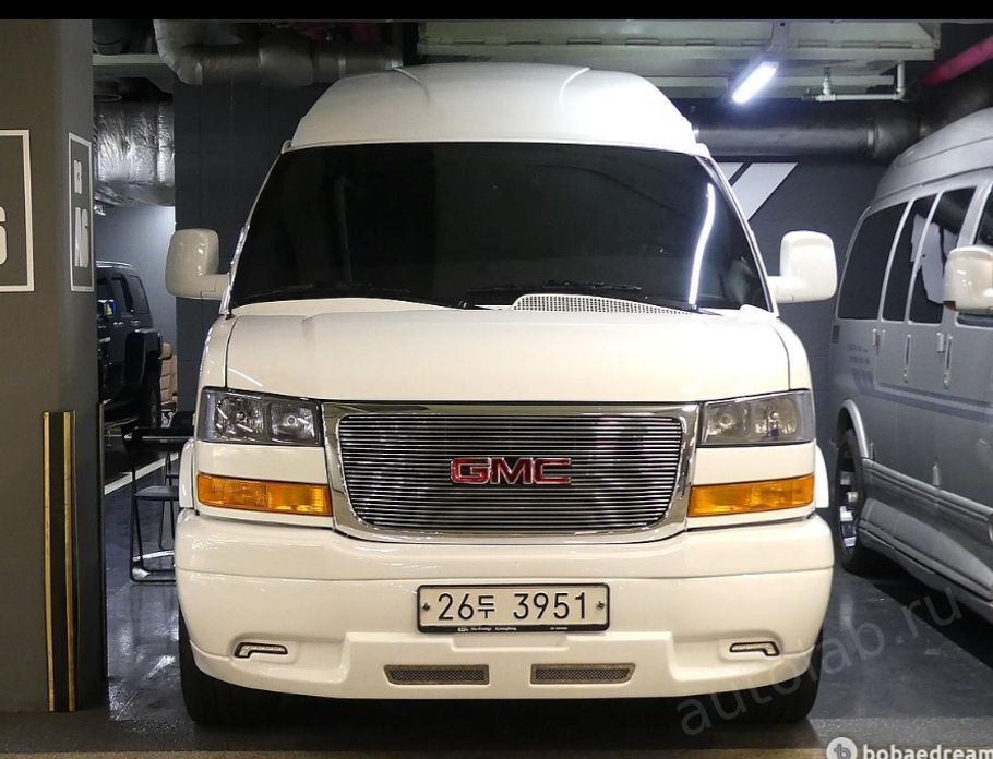GMC Savana