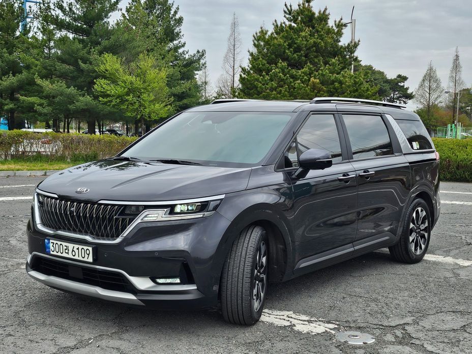Kia Canival
