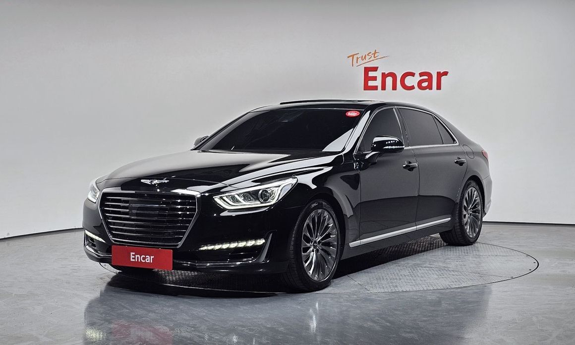 Genesis G90