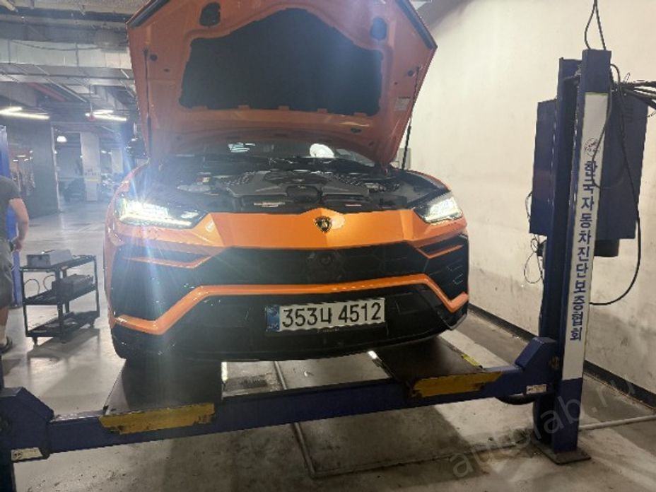 Lamborghini Urus