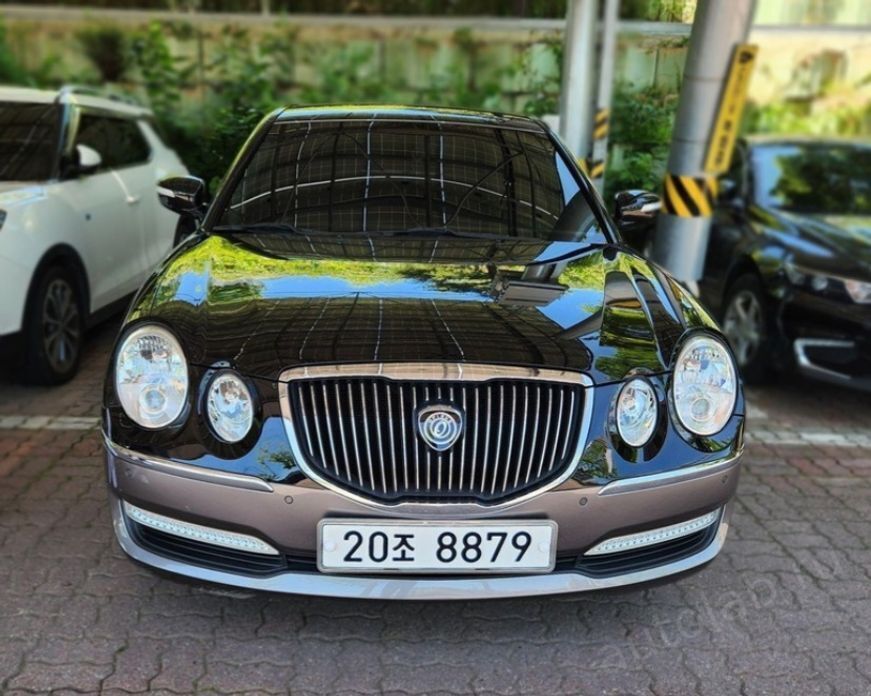Kia Opirus