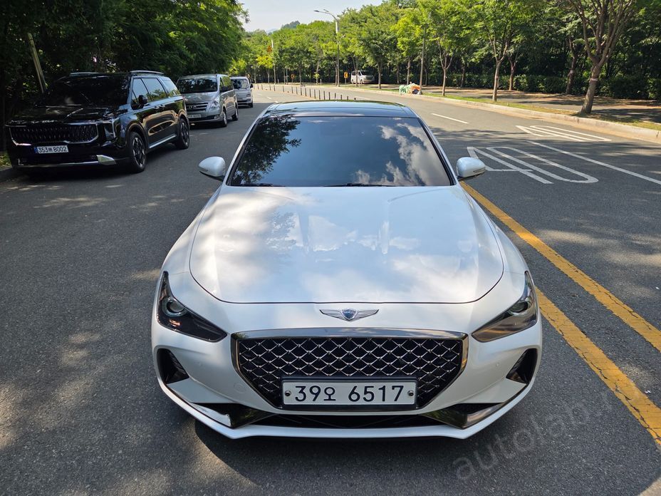 Genesis G70