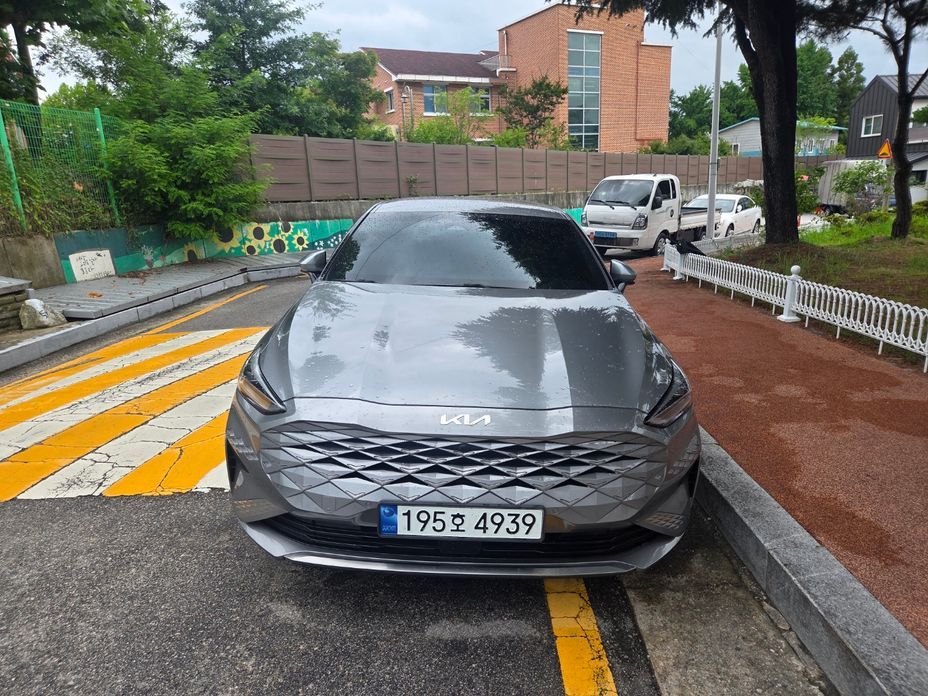 Kia K8