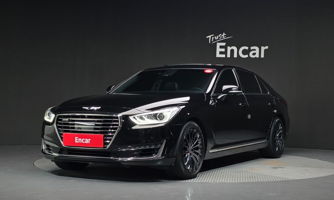 Genesis G90