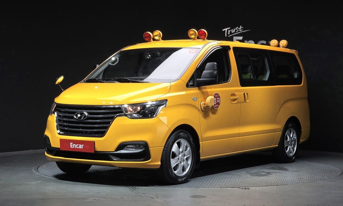Hyundai Starex