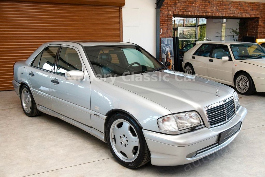 Mercedes-Benz C 43 AMG